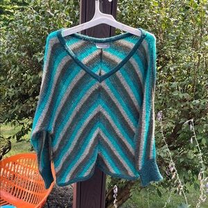 Wooden Ships Chevron V-Neck Sweater in Teal and Gray